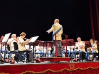 STREPITOSO CONCERTO DELLA BANDA DELL'ESERCITO ITALIANO CON LA MUSICA DI PONCHIELLI